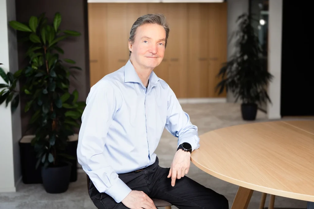 tomi toratti 1200x800 v2